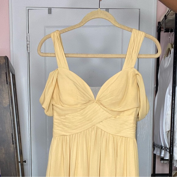 Dress - Picture 4 of 5